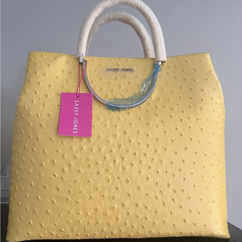 Beautiful leather 3 compartment leather tote bag